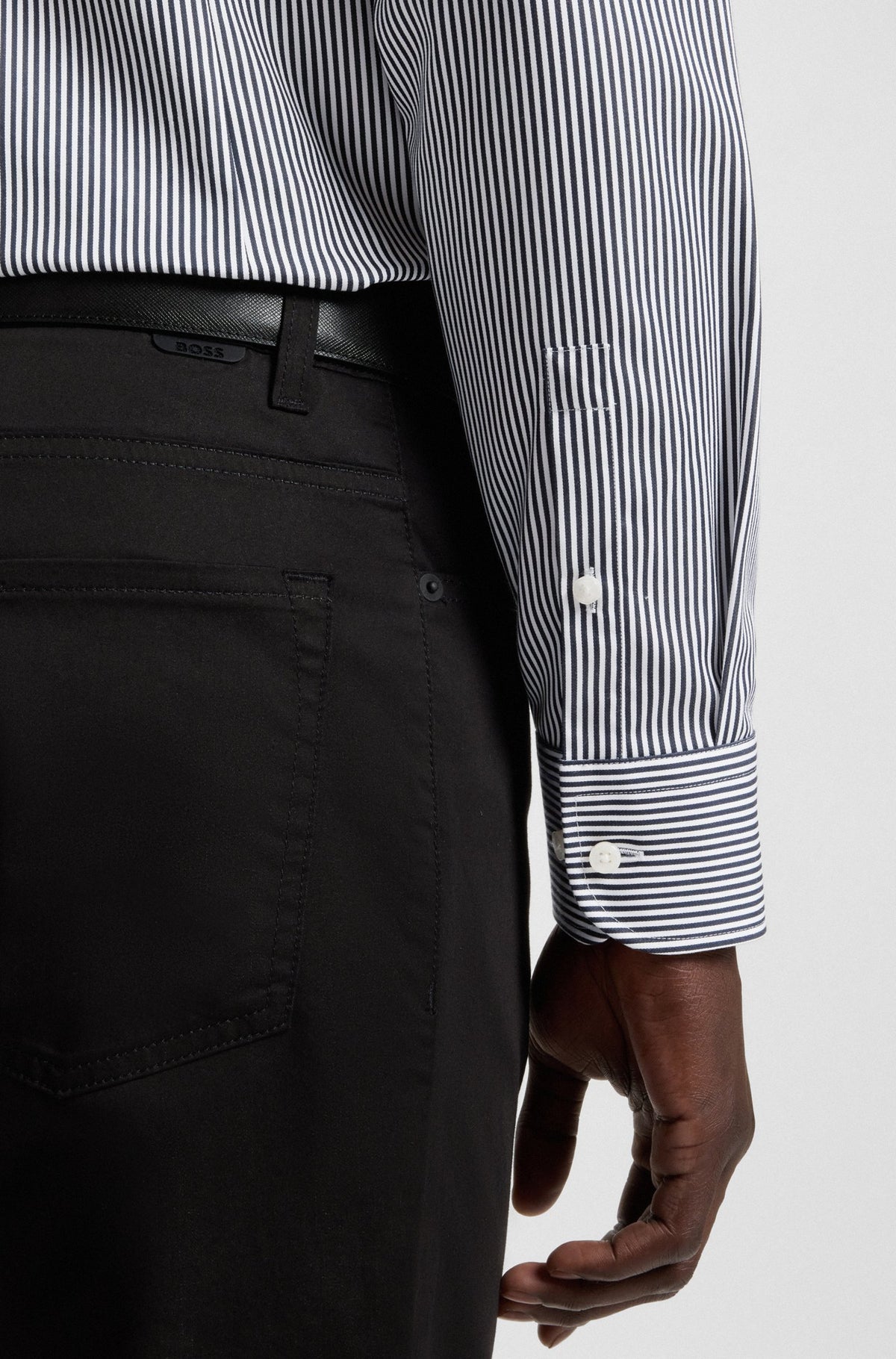 Slim-fit shirt in easy-iron striped cotton - Navy